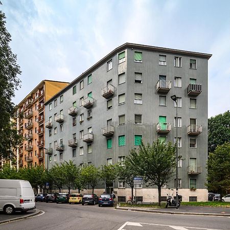 Insubria 8-2 - Monolocale Cool Apartman Milánó Kültér fotó