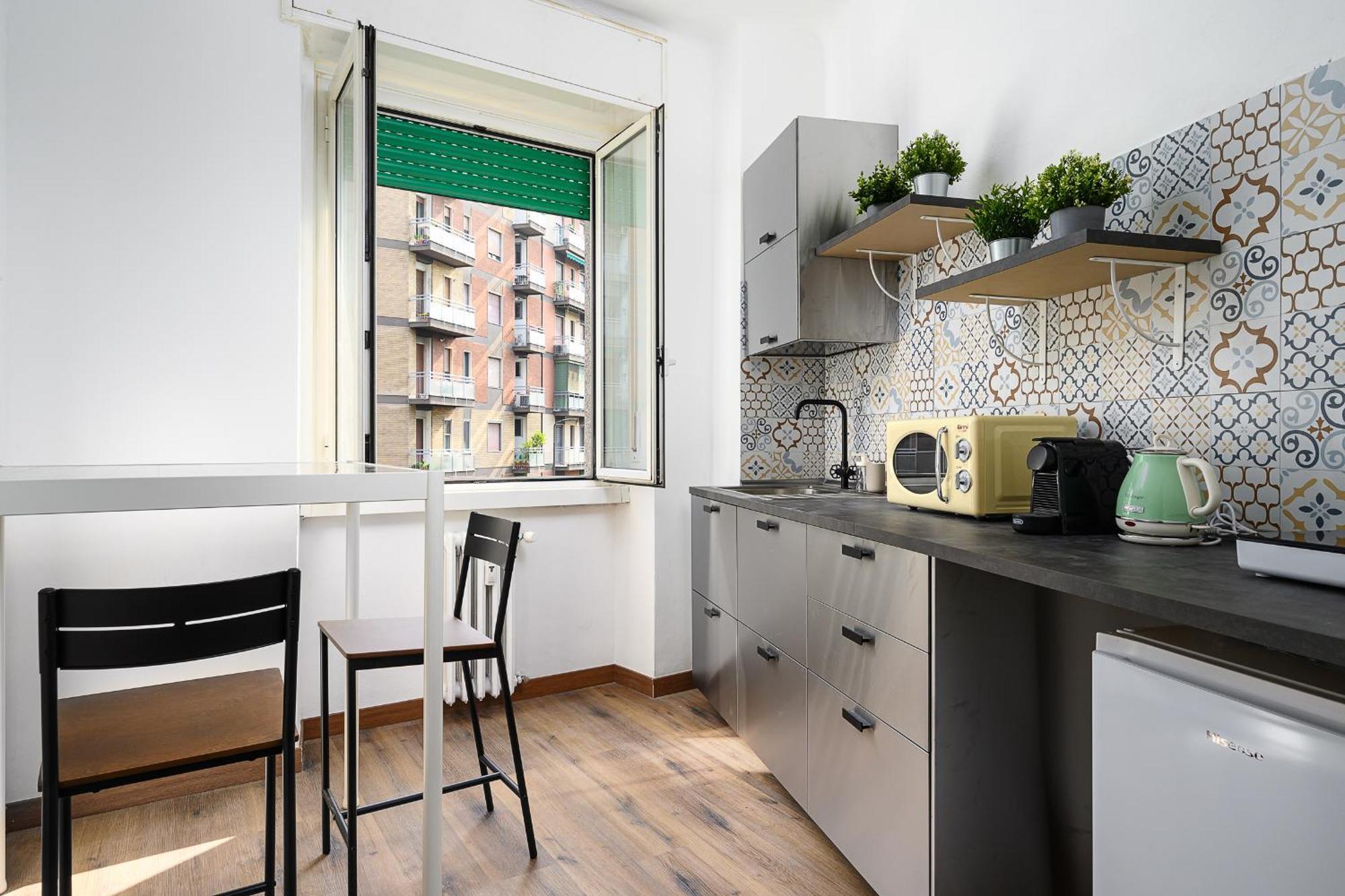 Insubria 8-2 - Monolocale Cool Apartman Milánó Kültér fotó