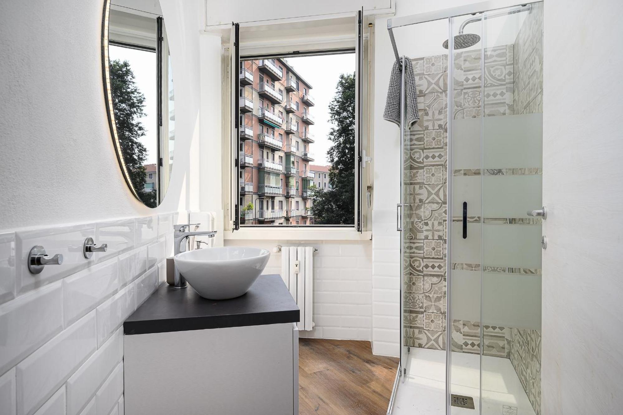Insubria 8-2 - Monolocale Cool Apartman Milánó Kültér fotó